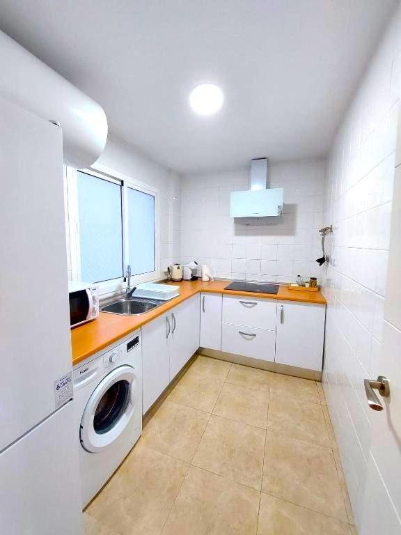 Parana Center Apartment Севиля Екстериор снимка