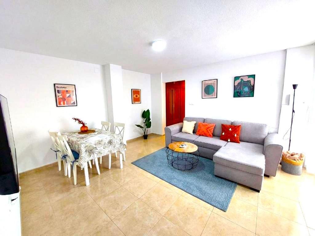Parana Center Apartment Севиля Екстериор снимка